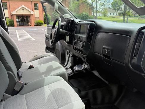 Used 2018 Chevrolet Silverado 2500 W/T w/ WT Convenience Package AWD/4WD image 17