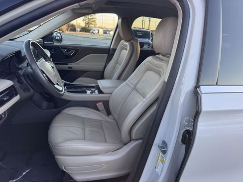 Used 2023 Lincoln Aviator Reserve w/ Equipment Group 201A image 21