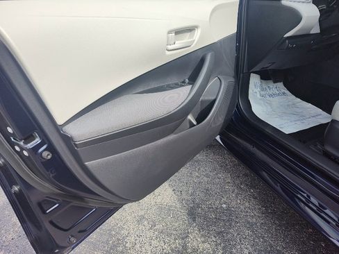 Used 2024 Toyota Corolla SE image 19