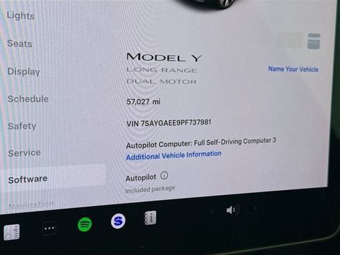 Used 2023 Tesla Model Y Long Range AWD/4WD image 11