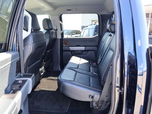 Used 2022 Ford F150 Lariat image 14