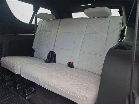 Used 2025 Cadillac Escalade ESV Sport Platinum w/ LPO, ONYX Package image 20