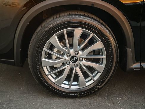 Certified 2025 INFINITI QX50 Pure AWD/4WD image 10