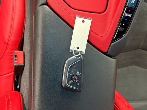 Used 2022 Chevrolet Corvette Stingray Preferred Cpe w/ Z51 Performance Package RWD image 42