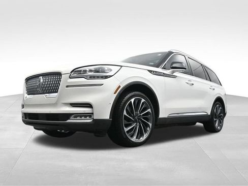 Used 2020 Lincoln Aviator Reserve w/ Equipment Group 202A AWD/4WD image 30