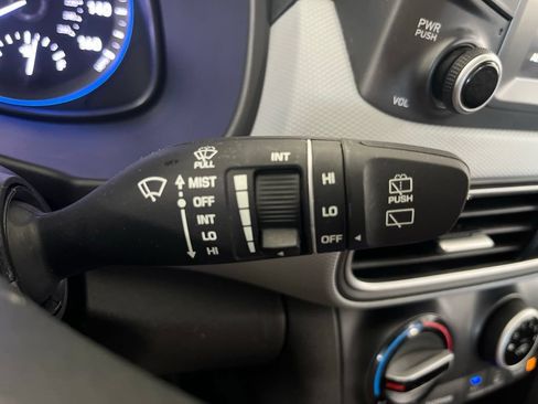 Used 2021 Hyundai Kona SE FWD image 61