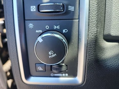 Used 2015 RAM 1500 Big Horn AWD/4WD image 19