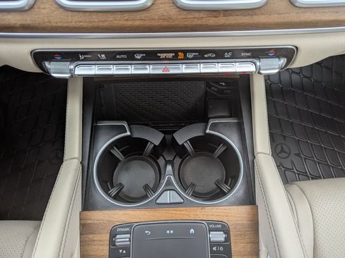Used 2024 Mercedes-Benz GLE 450 4MATIC image 26