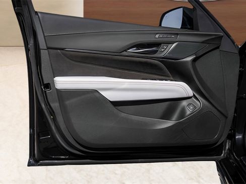 Certified 2024 Cadillac CT4 V Blackwing w/ Driver Assist Package image 27