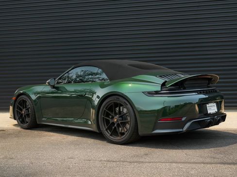 Used 2026 Porsche 911 Carrera GTS RWD image 3