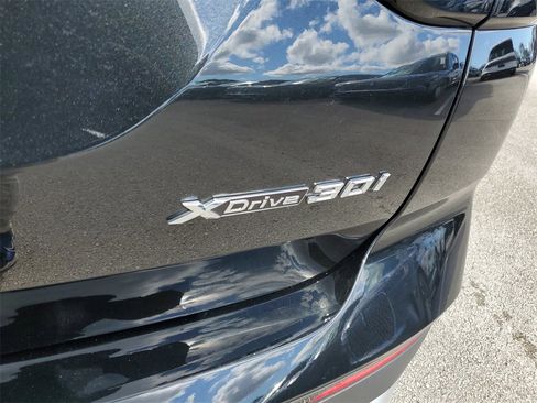 Used 2023 BMW X3 xDrive30i w/ Premium Package w/ZPA image 5