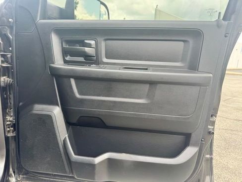Used 2016 RAM 2500 Tradesman w/ Chrome Appearance Group AWD/4WD image 32