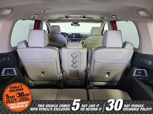 Used 2023 Honda Odyssey Elite image 13