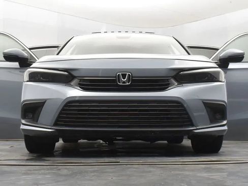 Used 2024 Honda Civic Touring image 11