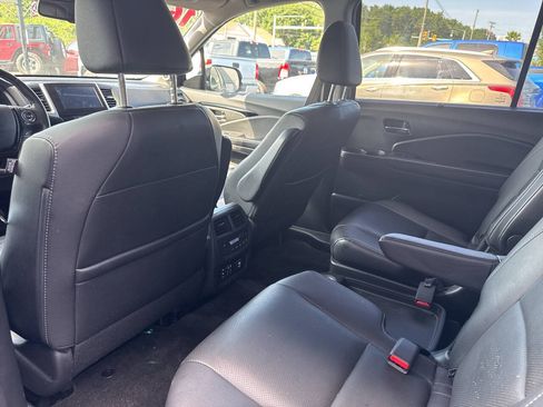 Used 2016 Honda Pilot Elite image 22