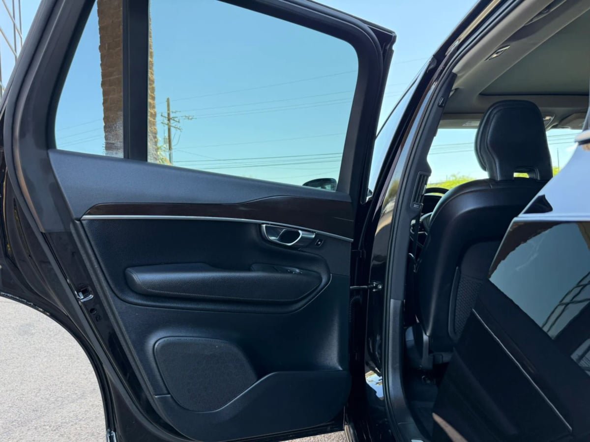 Used 2019 Volvo XC90 T6 Momentum w/ Advanced Package AWD/4WD image 36