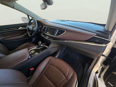 Used 2019 Buick Enclave Avenir w/ Avenir Technology Package image 39