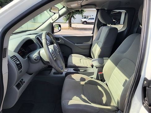 Used 2019 Nissan Frontier S RWD image 12