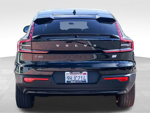 Used 2023 Volvo C40 P8 Recharge Ultimate image 7