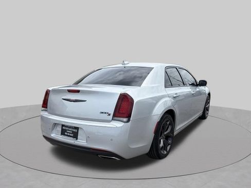 Used 2021 Chrysler 300 S RWD image 7