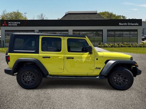Used 2024 Jeep Wrangler Unlimited Sport AWD/4WD image 6