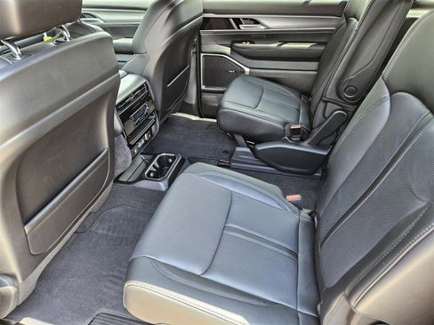 New 2025 Jeep Wagoneer Series II w/ Premium Group I image 31