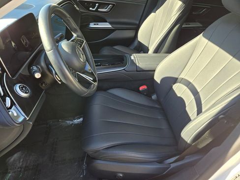 Used 2025 Mercedes-Benz E 350 E 350 image 10