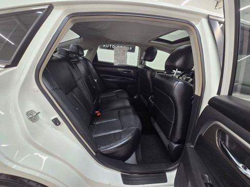 Used 2013 Nissan Altima 3.5 SL FWD image 20