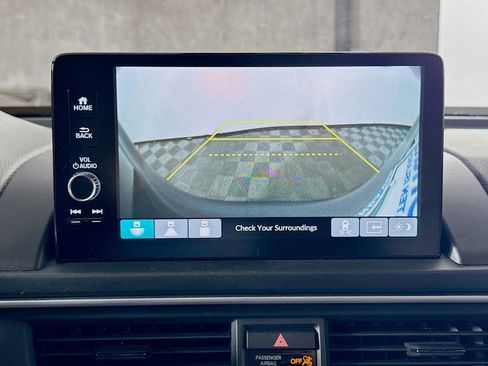Certified 2024 Honda Pilot Touring image 13