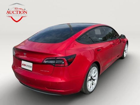 Used 2022 Tesla Model 3 Long Range AWD/4WD image 5