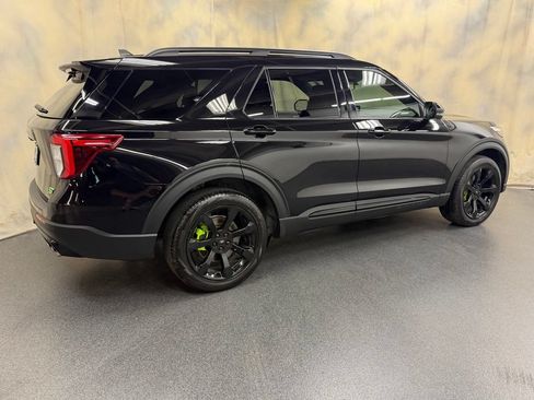 Used 2022 Ford Explorer ST w/ ST Street Pack AWD/4WD image 10