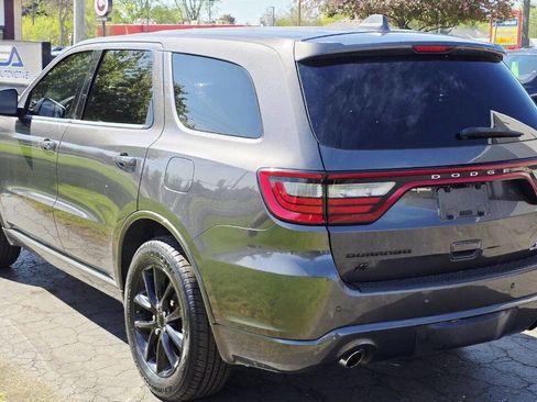 Used 2018 Dodge Durango GT w/ Blacktop Package AWD/4WD image 4