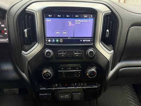 Used 2020 Chevrolet Silverado 2500 LT w/ Z71 Off-Road Package image 20