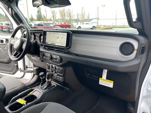 New 2026 Jeep Gladiator Sport image 36