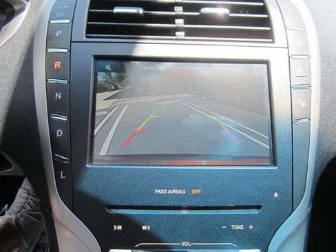 Used 2016 Lincoln MKZ Hybrid w/ Equipment Group 600A Reserve FWD image 28