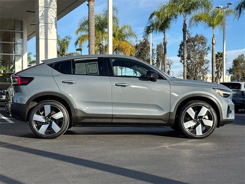 Certified 2023 Volvo C40 P8 Recharge Ultimate image 6