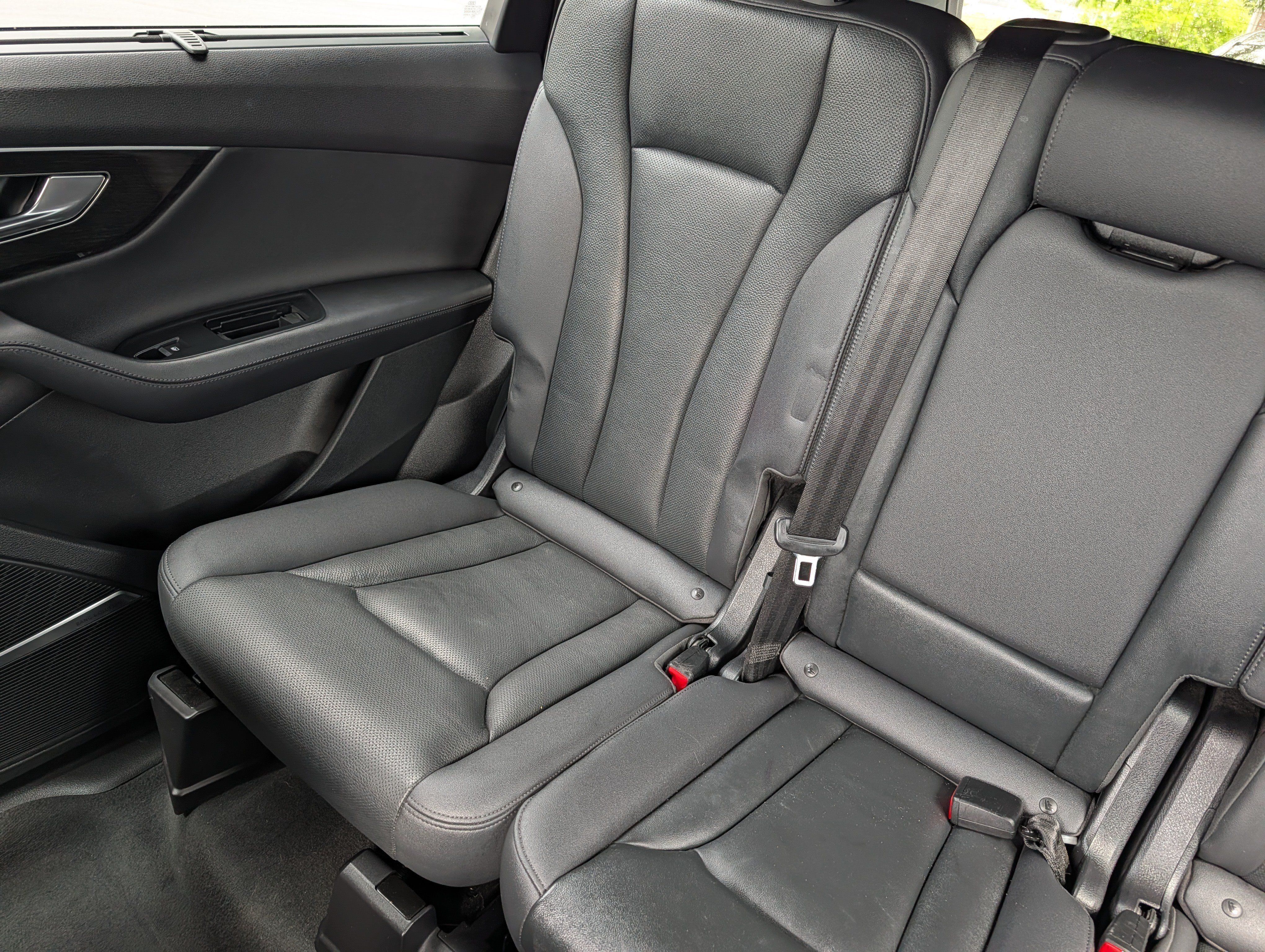 Used 2023 Audi Q7 3.0T Prestige w/ Prestige Package AWD/4WD image 12