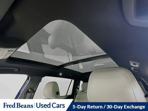 Used 2022 Volkswagen Tiguan SEL R-Line AWD/4WD image 25