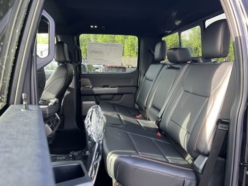 New 2025 Ford F150 Lariat w/ Equipment Group 502A High image 15