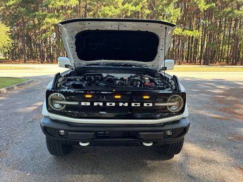 Used 2024 Ford Bronco Outer Banks AWD/4WD image 21