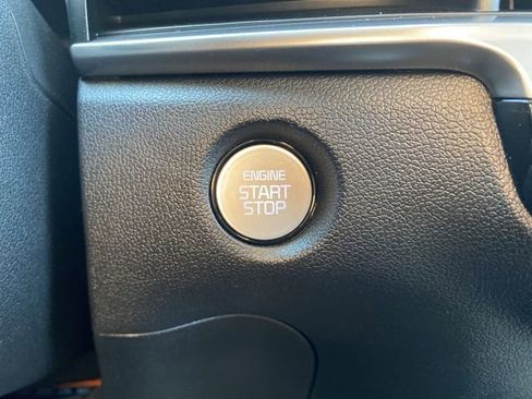 New 2025 Kia Sorento S image 31