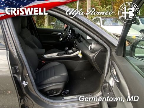 New 2024 Alfa Romeo Tonale Veloce image 40