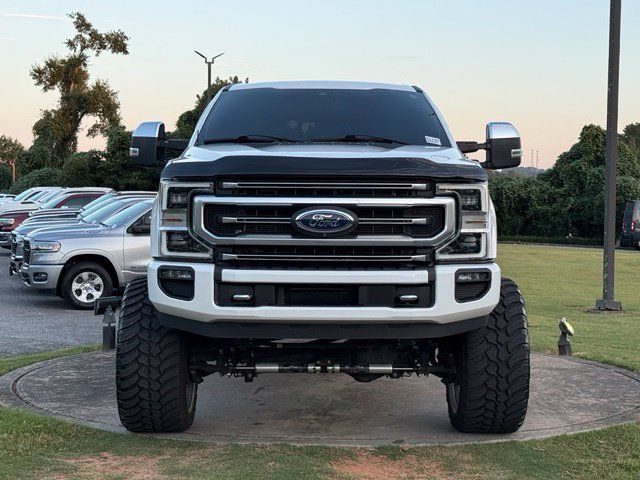 Used 2021 Ford F350 Platinum AWD/4WD image 2
