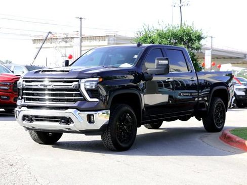 Used 2024 Chevrolet Silverado 2500 LTZ w/ LTZ Convenience Package AWD/4WD image 7