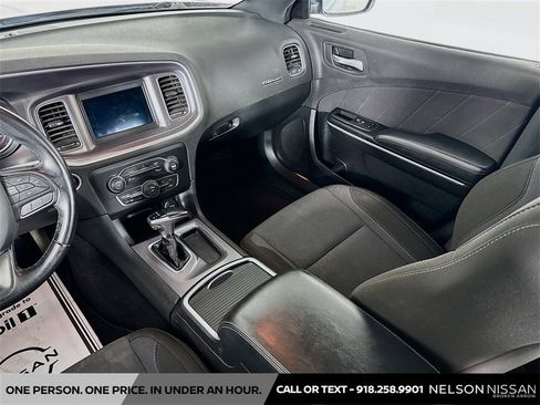 Used 2020 Dodge Charger SXT image 21