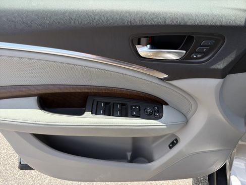 Used 2020 Acura MDX FWD w/ Technology Package image 21