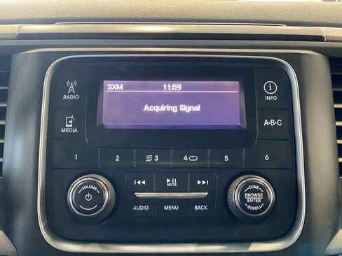 Used 2013 RAM 2500 Tradesman w/ Chrome Appearance Group image 19