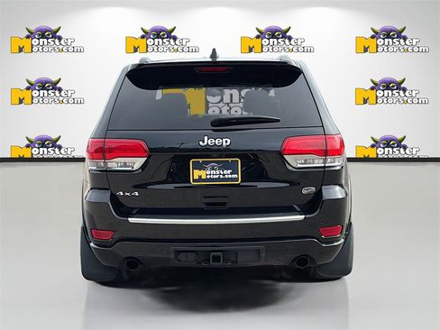 Used 2019 Jeep Grand Cherokee Overland w/ Jeep Active Safety Group image 6