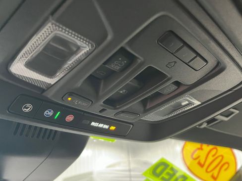 Certified 2023 GMC Sierra 1500 AT4 w/ Technology Package image 17