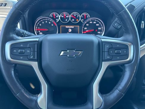 Used 2021 Chevrolet Silverado 1500 LT Trail Boss image 11
